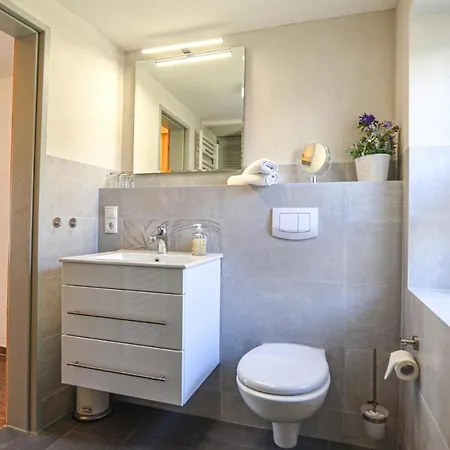 Beautiful In Mariendorf With Kitchen