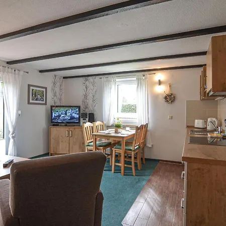 2 Bedroom In Mariendorf * Middelhagen