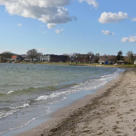 Vakantiehuis 2 Bedroom Gorgeous In Mariendorf *